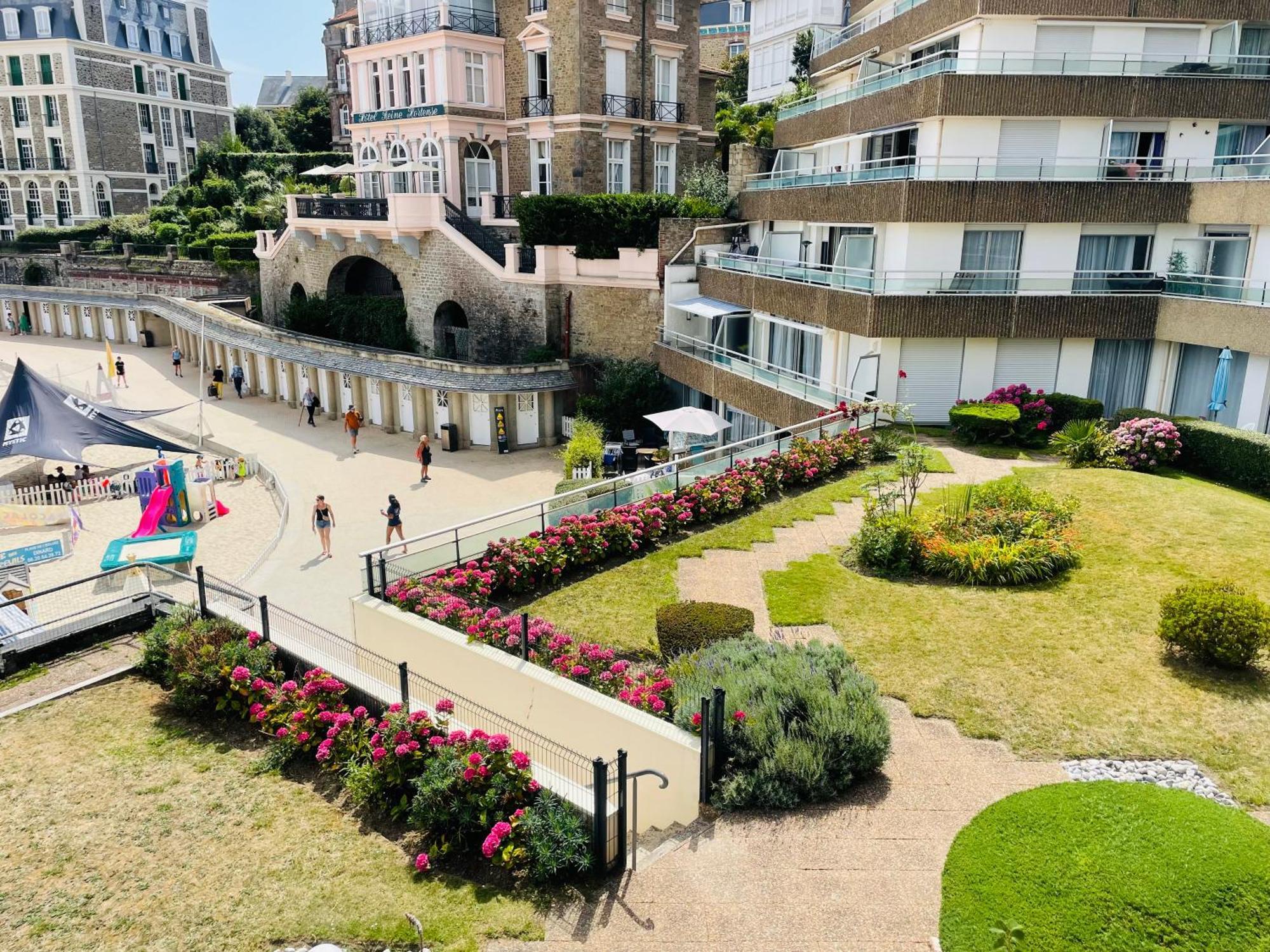 Residence Le Crystal Dinard Plage 外观 照片